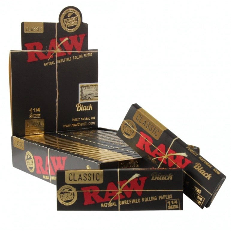 Raw Classic Black 1.25" Rolling Papers